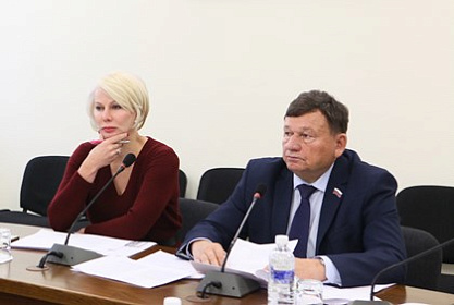 Состоялось заседание комитета по законодательству о госстроительстве области и местном самоуправлении 